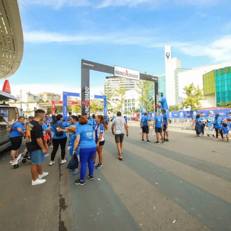 Imagem da linha de chegada da Corrida do Dragão.